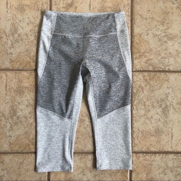 Outdoor Voices Knee Cap Leggings Dove & Ash - Picture 6 of 9